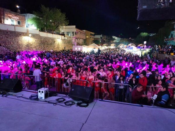 Realizan en Parral premiación del Festival Primaveral 2025