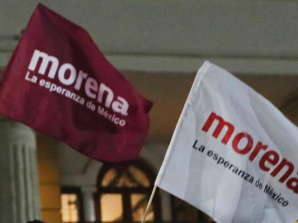 Video: señalan a presidenta de Morena en presunto estado de ebriedad agrediendo a policía