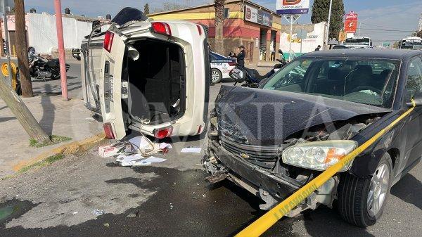 Una mujer herida en volcadura sobre la Tecnológico