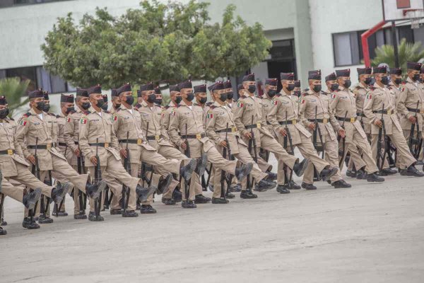 Detienen a dos profesores de escuela militarizada por presunta tortura a adolescentes en Villa Nicolás Romero, Edomex