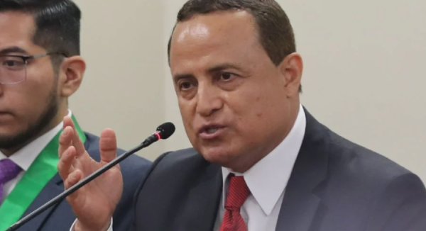 Exjefe policíaco de Perú confirma que Pedro Castillo le ordenó cerrar el Congreso en el fallido golpe de Estado
