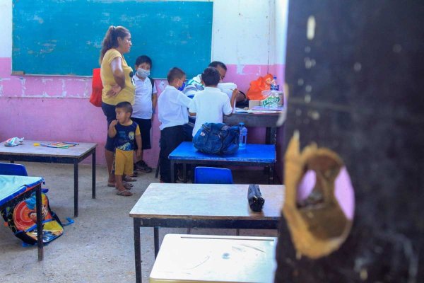 Mejoredu exige diálogo con secretario de Educación Pública; piden certeza laboral a trabajadores