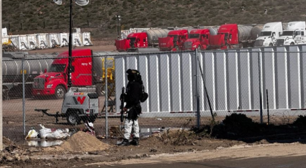 Predio en Ensenada usado como centro clandestino de gasolina es propiedad de exsenador de Morena