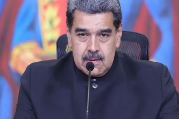 Maduro critica la 