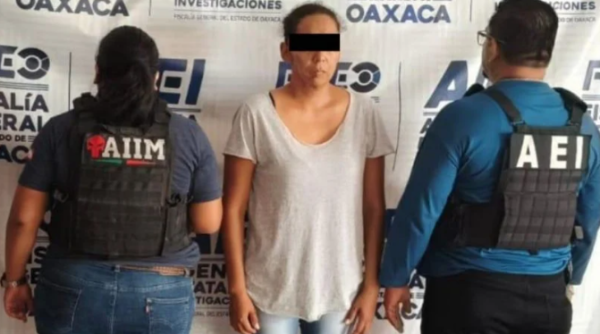 Detienen a cuatro custodios y a pareja de 