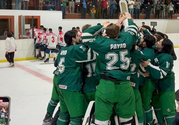 Selección mexicana gana campeonato Mundial de hockey sobre hielo