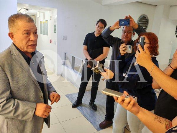 Delegado de Liconsa y hermano de la senadora Chávez vuelve a incumplir pago a lecheros, en protesta toman carretera