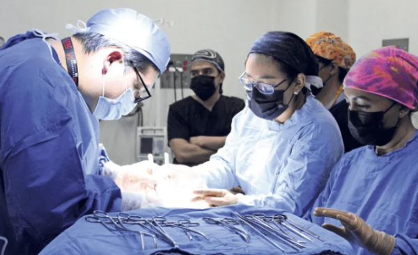 Médicos charlatanes realizan la mitad de cirugías estéticas en el país