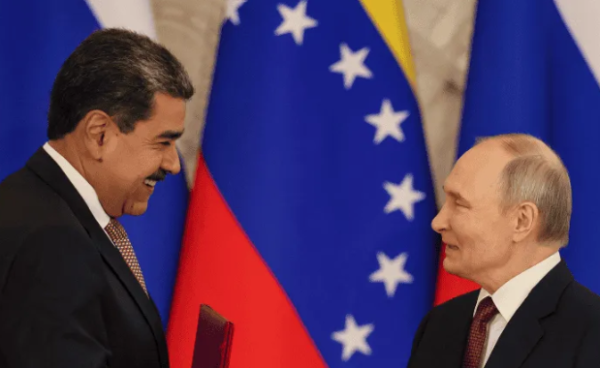 Vladimir Putin y Nicolás Maduro firman acuerdo estratégico en el Kremlin