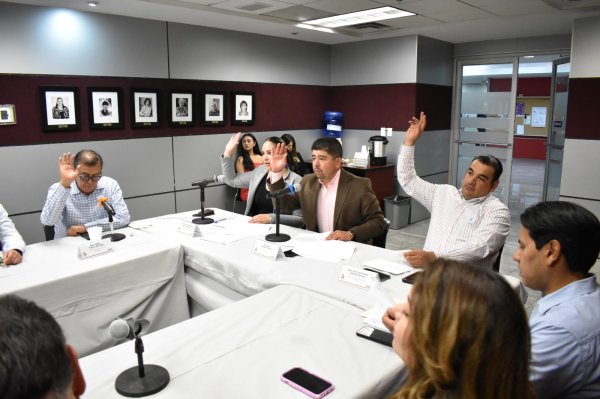 Aprueban Comisiones Unidas la Instalación de Mesa Técnica para Analizar Iniciativa sobre Estatus Zoosanitario