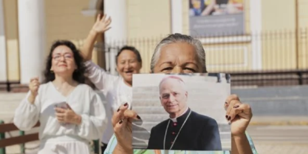 “Para nosotros, el papa es peruano”: euforia en la tierra adoptiva de León XIV
