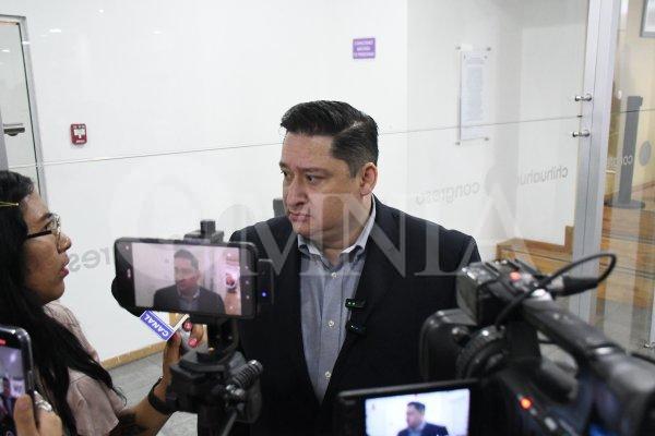 Preocupante que Corral con intolerancia modere reforma Telecom; riesgo de mordaza a la libertad de expresión: Alfredo Chávez