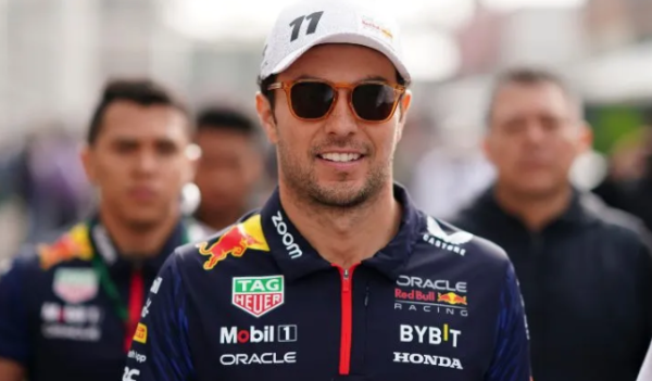 Checo Pérez, con tres opciones claras para volver a la F1