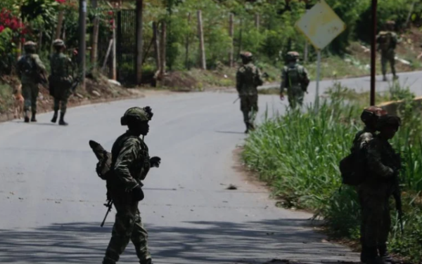 Mueren 11 militares del Ejercito de Ecuador tras enfrentarse a grupo disidente de las FARC