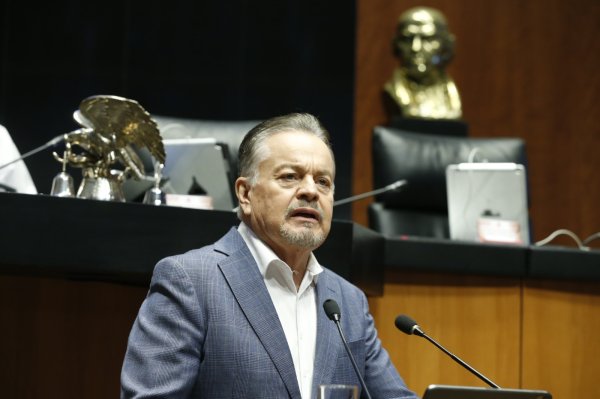 Urge Mario Vázquez a la federación coordinación con EUA para contener gusano barrenador