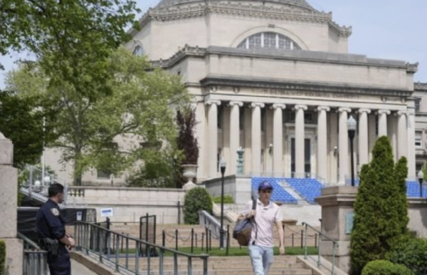 Universidad de Columbia suspende a más de 65 estudiantes tras protesta pro palestina en biblioteca