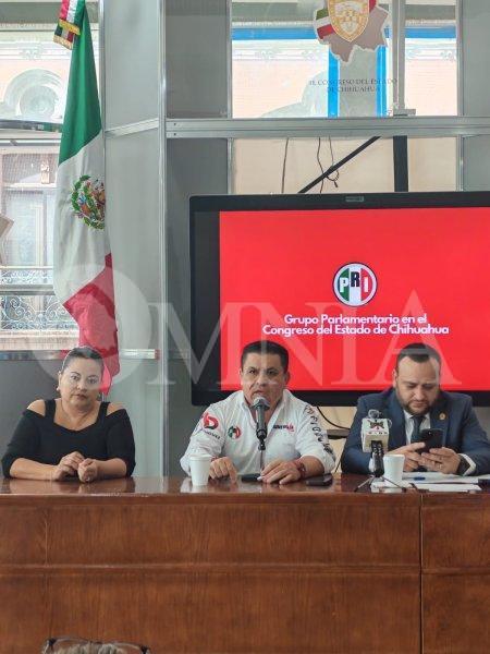Alejandro Domínguez, enlista a Luisa Alcalde, Andy López y Andrea Chávez en falsa austeridad y nepotismo
