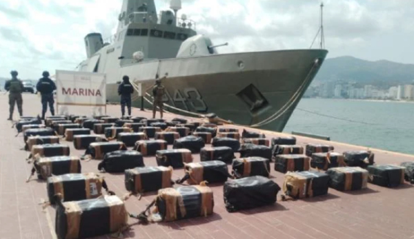 Marina intercepta 1.3 toneladas de cocaína en costas de Guerrero