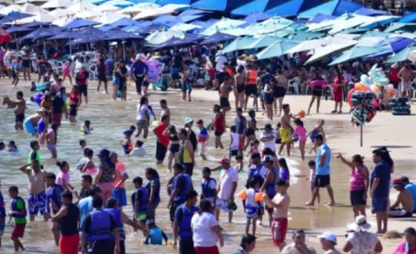 Turismo internacional en México aumentó 10.1% en marzo de 2025