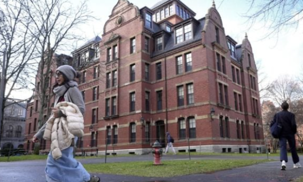 Harvard pierde otros 450 millones de dólares en subvenciones por disputa con administración Trump