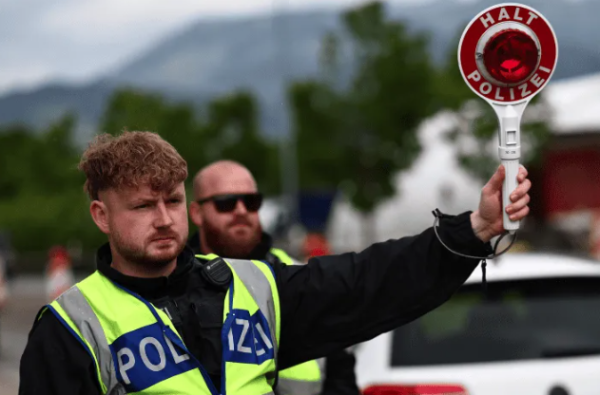 Alemania rechaza solicitudes de asilo y refuerza controles fronterizos
