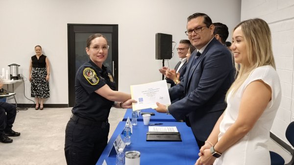 Continúan capacitaciones en el idioma inglés a policías Beta para apoyar a turistas en el Centro Histórico