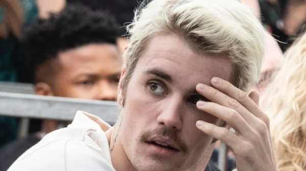 Reportan que Justin Bieber vendió su catálogo musical y estuvo al borde de la bancarrota