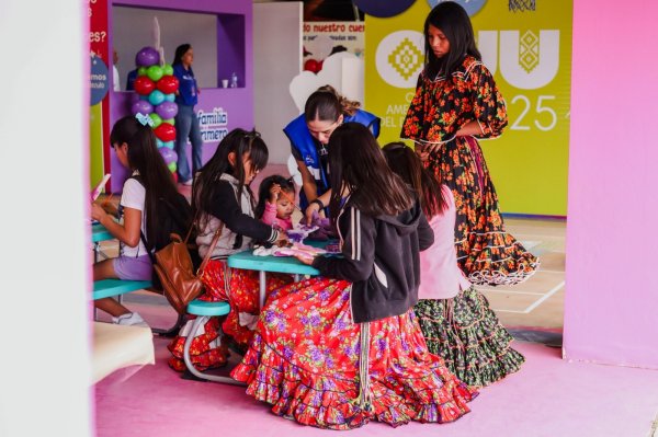 Visita el stand del DIF Municipal ubicado en la Feria de Santa Rita 2025
