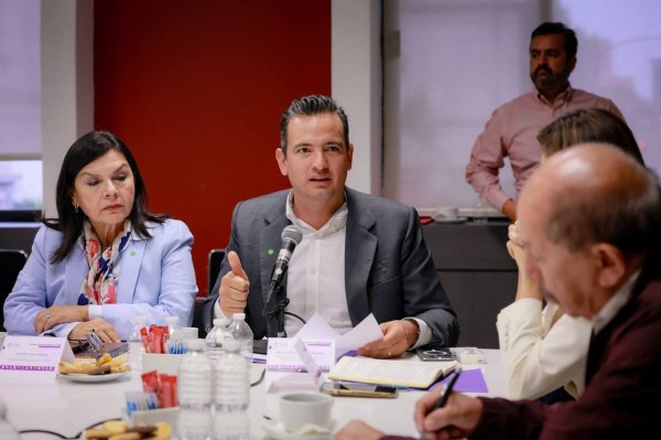 Participa Bonilla en reunión de alcaldes de Ciudades Capitales en la Secretaría de Gobernación