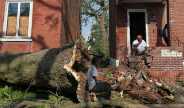 Oleada de tornados deja 16 muertos en Kentucky y Missouri