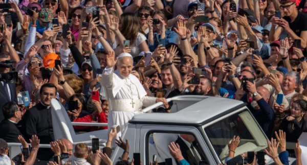 El papa León XIV ofrece mensaje de unidad para la Iglesia al comenzar oficialmente su pontificado