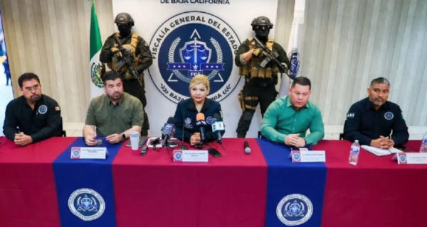 Hallan seis cuerpos en fosa clandestina en Baja California; identifican a dos jóvenes