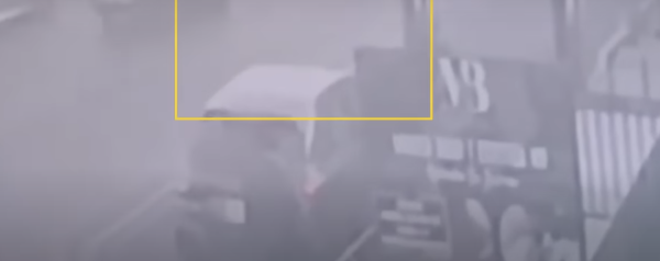 El momento del ataque contra Ximena Guzmán y José Muñoz, funcionarios del Gobierno de Clara Brugada (Video)