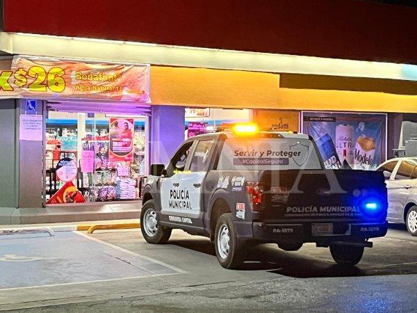 Asaltan OXXO cercano al TEC de Monterrey