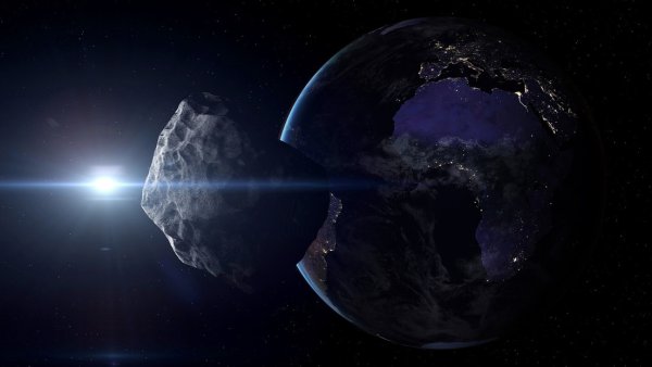 Asteroide del tamaño de una casa 'rozará' hoy la Tierra