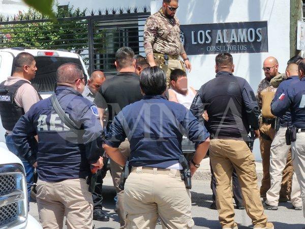 Fuerte operativo policiaco en la calle Zubirán; detienen a hombre vinculado con el crimen organizado
