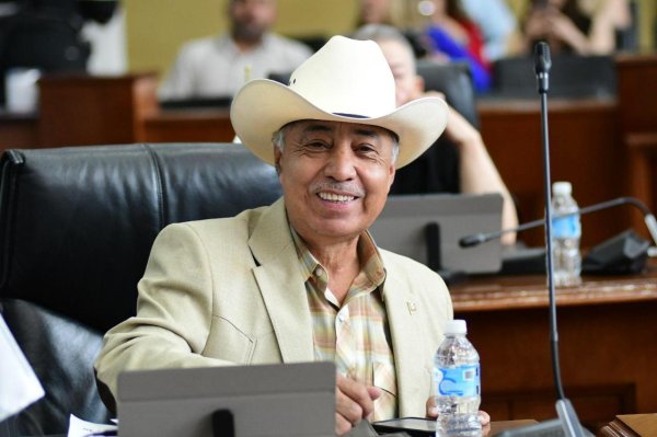 Con Gestión y Trabajo en Equipo: Arturo Zubía Apoya Soluciones de Agua para Camargo