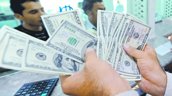 Impuestos a remesas: Cifras y datos clave sobre el envío de dinero de migrantes a México