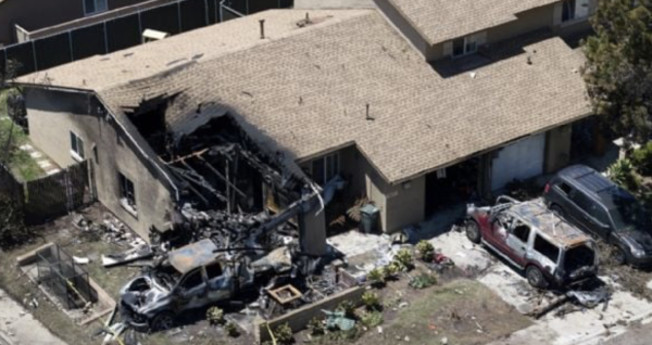 Avión privado se estrella en vecindario de San Diego; las seis personas a bordo murieron