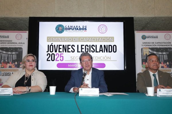 México requiere renovar sus liderazgos, tener más líderes, hombres y mujeres honestos, capaces y comprometidos con su patria: diputado Ricardo Monreal