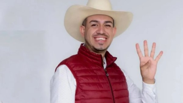 Sigue prófugo alcalde morenista tras hallazgo de arsenal y drogas