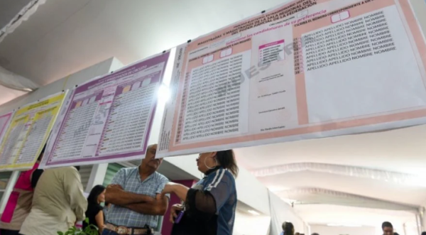Los acordeones de Morena: impulsan a sus candidatos en todo el país para este 1 de junio