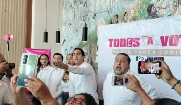 Colectivos increpan a legisladores quintanarroenses y llaman a anular el voto por irregularidades