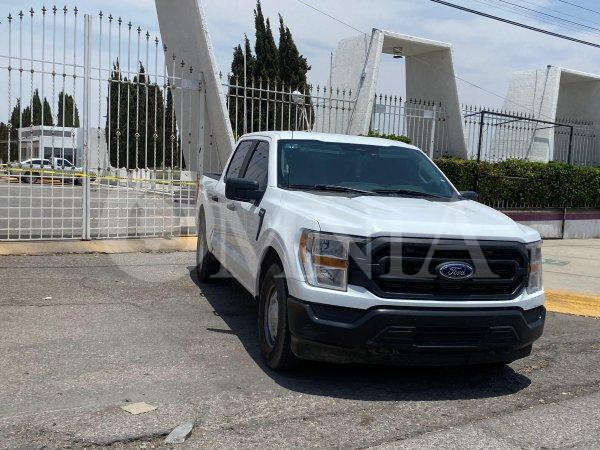 Desalojan el Panteón Colina tras fuerte operativo de la Fiscalía