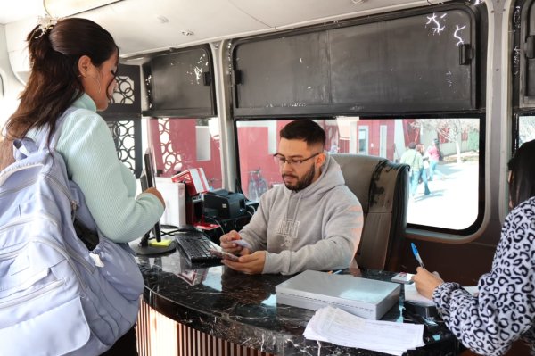 JuárezBus se suma a la Feria Intergeneracional de ICSA con atención especial del CAM móvil