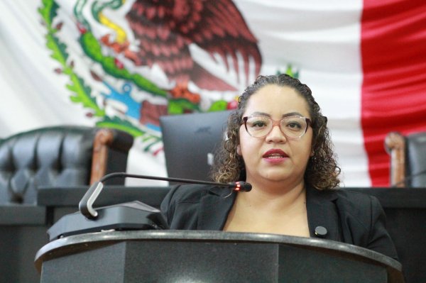 Presidenta del Congreso Elizabeth Guzmán rinde informe del Segundo Periodo Ordinario de la LXVIII Legislatura