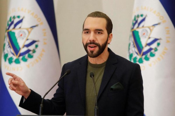 ONGs salvadoreñas acusan al gobierno de Bukele de usar el régimen de excepción contra críticos