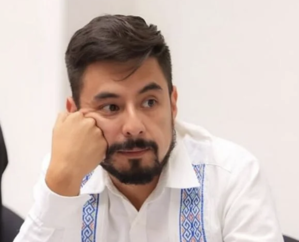 MC y Morena se enfrentan en el INE por uso de helicóptero con propaganda de candidato en Veracruz