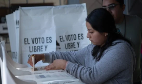 En Durango, Morena y PRI libran batalla con descalificaciones y presunta intromisión del narco