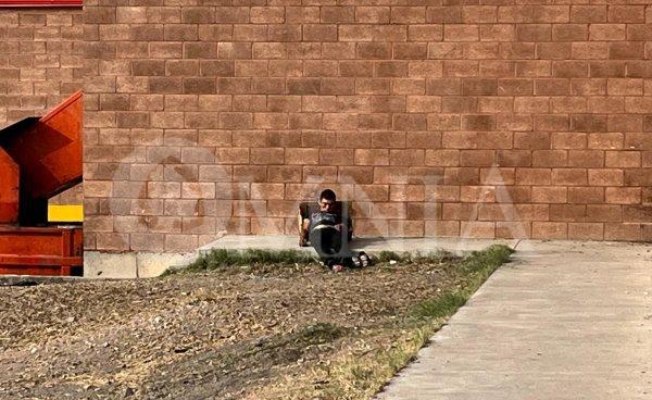 Muere joven por posible sobredosis en estacionamiento de Soriana Juan Pablo II
